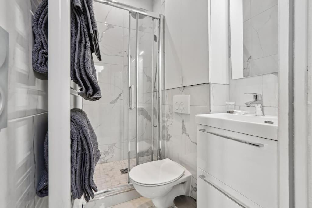 03 Tour Eiffel Appartement Pour 7 Personnes París Exterior foto